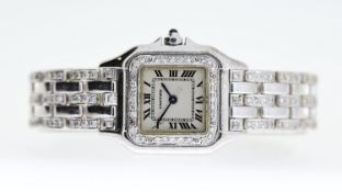18CT CARTIER PANTHERE REFERENCE 1070, circular white patina dial with roman numeral hour markers,