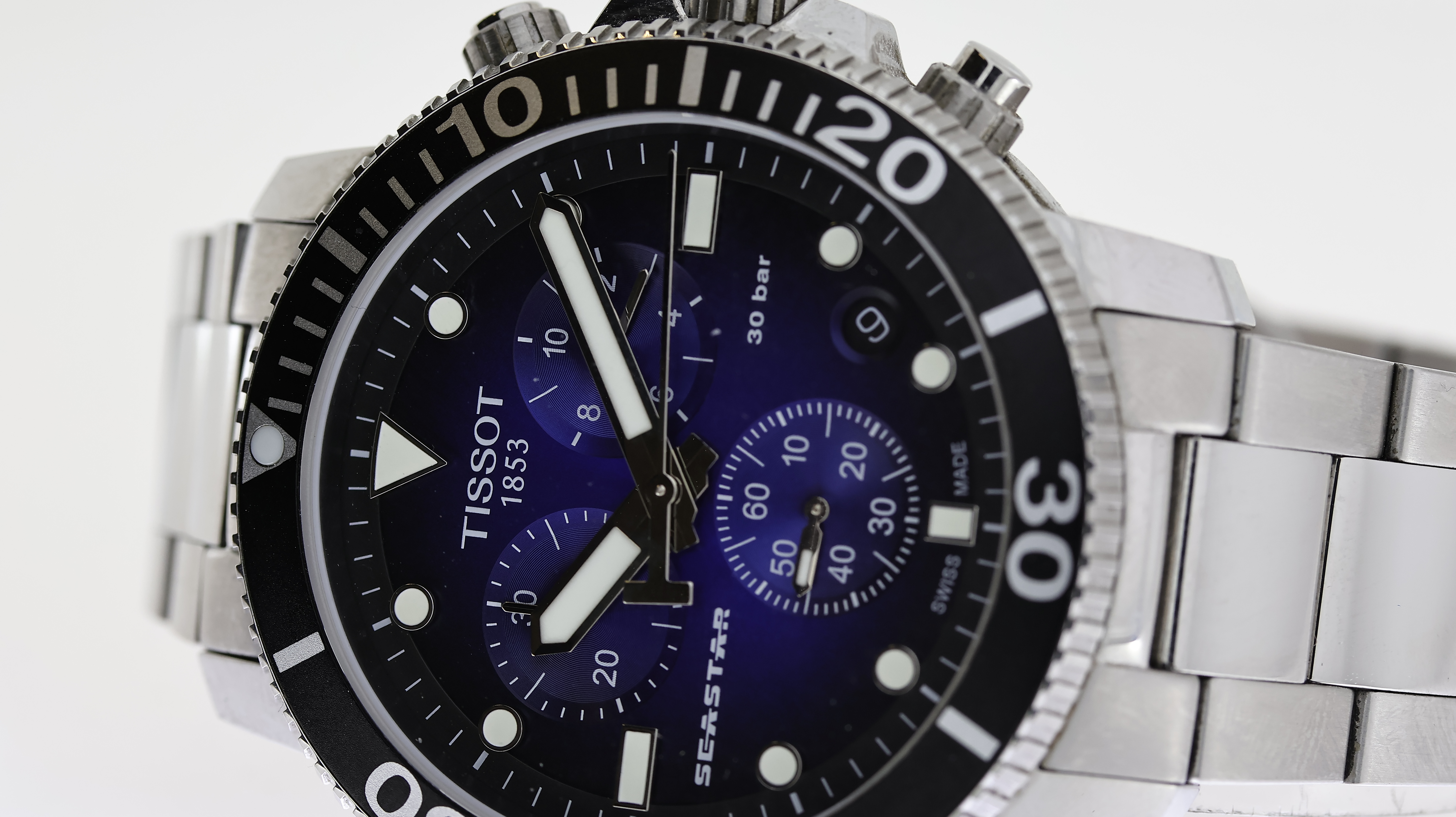 TISSOT SEASTAR CHRONOGRAPH REF T120147A W/BOX, approx 45mm indigo dial, circular hour markers, - Image 3 of 4