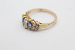 9ct Gold Synthetic Spinel & White Gemstone Dress Ring (2.7g)