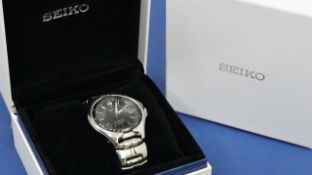 *TO BE SOLD WITHOUT RESERVE* SEIKO KINETIC WITH BOX