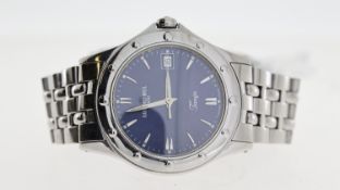 RAYMOND WEIL GENEVE TANGO REF 5590, approx 36mm blue dial, Dauphine hour markers, date aperture at 3