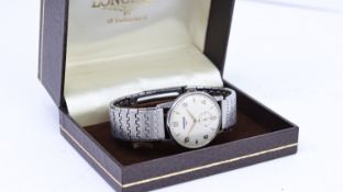 ***TO BE SOLD WITHOUT RESERVE*** LONGINES WATCH W/BOX, approx 32mm dial, seconds subdial, manual
