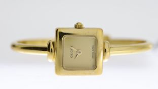 LADIES GUCCI REF 1900L, approx 19mm gold dial, gold plated bezel and Gucci crown & case, gold plated
