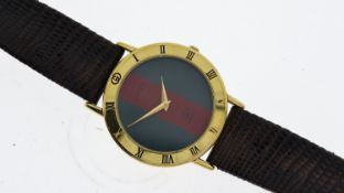GUCCI QUARTZ REF 3000 M, approx 32mm green/red dial, gold plated bezel with Roman Numeral hour