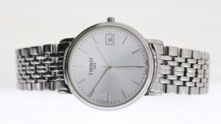 TISSOT QUARTZ REF T879/970, approx 32mm silver dial with line hour markers, date aperture at 3 o'