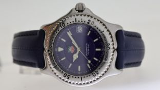TAG HEUER PROFFESIONAL 200 AUTOMATIC REFERENCE WI2111, blue dial, luminous hour markers, date