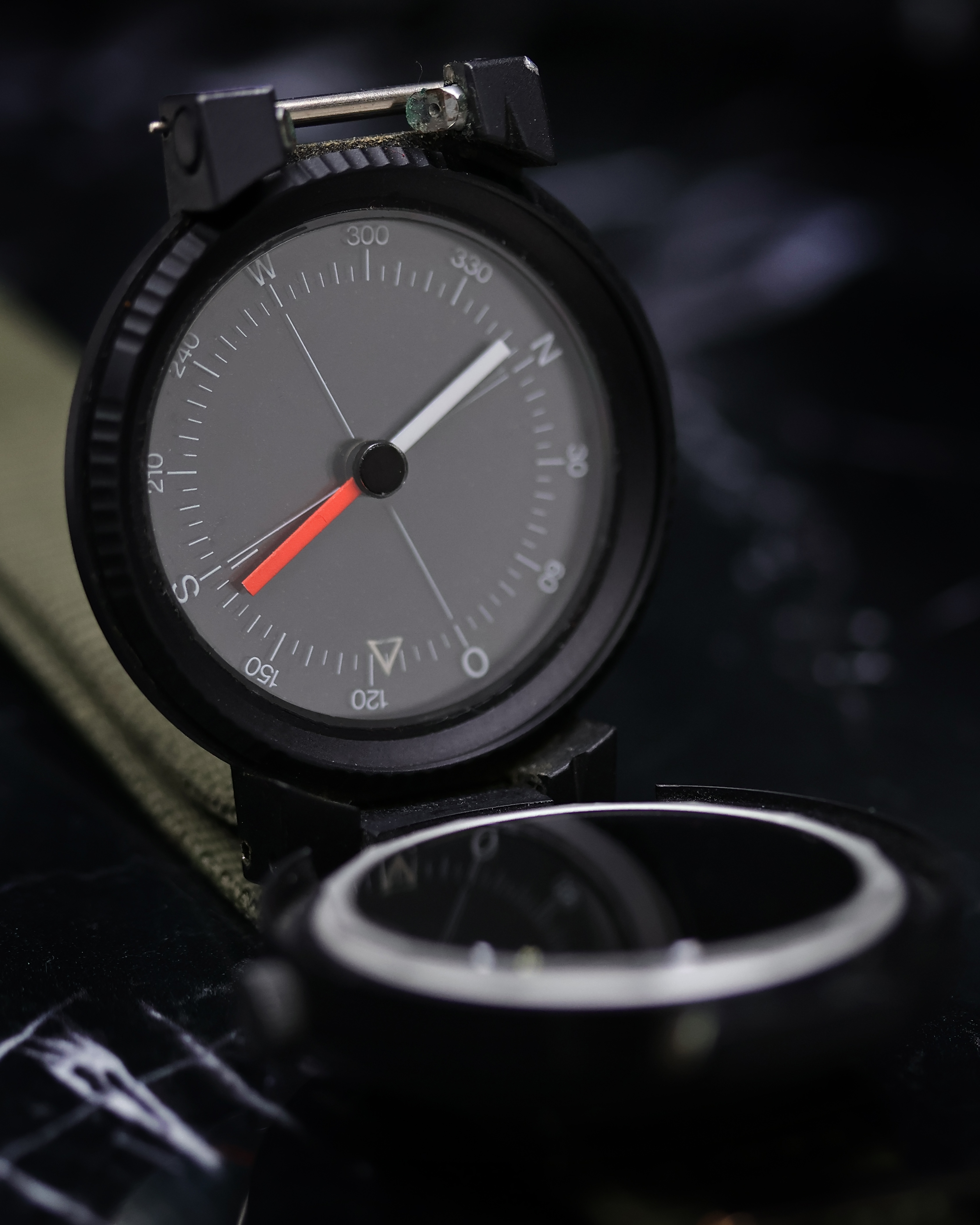 IWC PORSCHE DESIGN COMPASS AUTOMATIC WRISTWATCH - Image 6 of 7