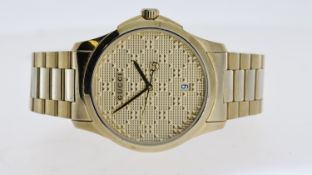 GUCCI REF 126.4, pprox approx 38mm gold tile-effect dial, date aperture at 6 o'clock, gold plated