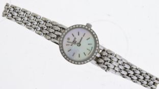 TISSOT LADIES 18CT DRESS WATCH W/BOX, approx 18mm mother of pearl dial with baton hour markers,