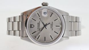 VINTAGE TUDOR PRINCE OYSTER DATE REFERENCE 72000, silver dial with Tudor shield, baton hour markers,