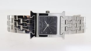HERMES HEURE REFERENCE HH1.210, black segmented dial, Arabic numerals, H design case, 26mm to crown,