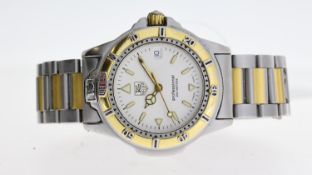 TAG HEUER PROFESSIONAL 4000 REF WF 1220-KO, approx 32mm cream dial with baton hour markers, date