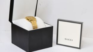 GUCCI JUMP HOUR REF 157.3 W/BOX, approx 37mm gold plated face, date aperture with cyclops magnifier,