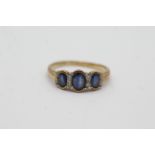 9ct gold diamond & sapphire dress ring (2.5g)