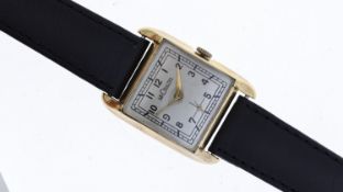 LE COULTRE REF 41134, approx 22mm silver dial with Arabic hour markers, subdial at 6 o'clock, gold