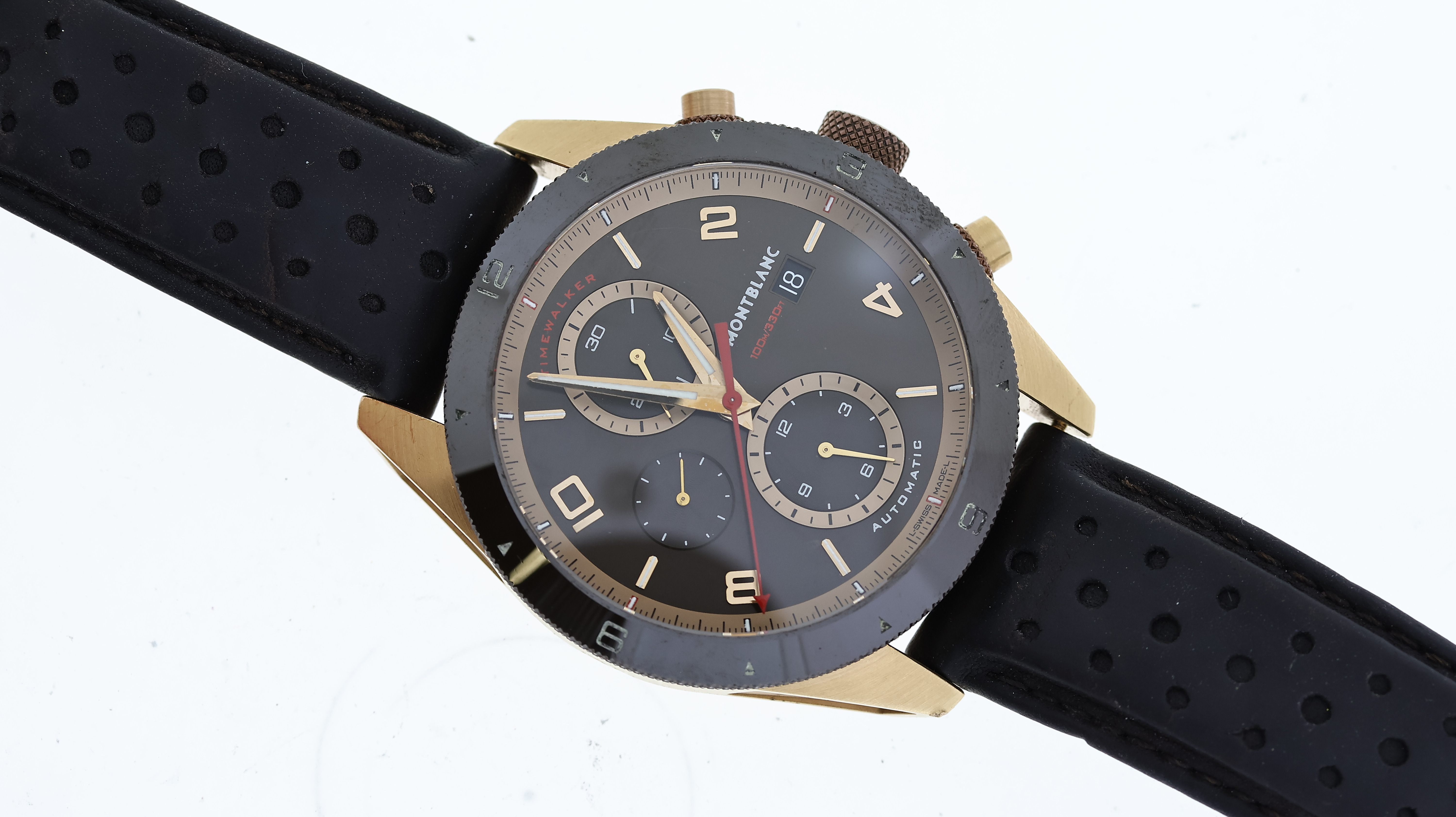 18CT MONTBLANC TIMEWALKER CHRONOGRAPH W/BOX, circular sunburst brown dial with baton and arabic