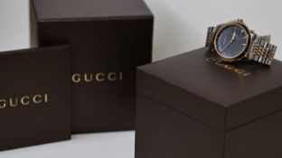 GUCCI DRESS WATCH REFERENCE 126.4 WITH BOX, black dial, rose gold coloured bezel, bi colour case and