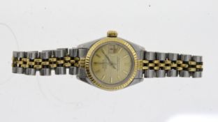 LADIES ROLEX DATEJUST 26 REFERENCE 69173 CIRCA 1987, circular champagne dial with baton hour