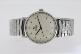 VINTAGE OMEGA SEAMASTER AUTOMATIC, 34mm stainless steel case, front loaded watch. Silver dial with