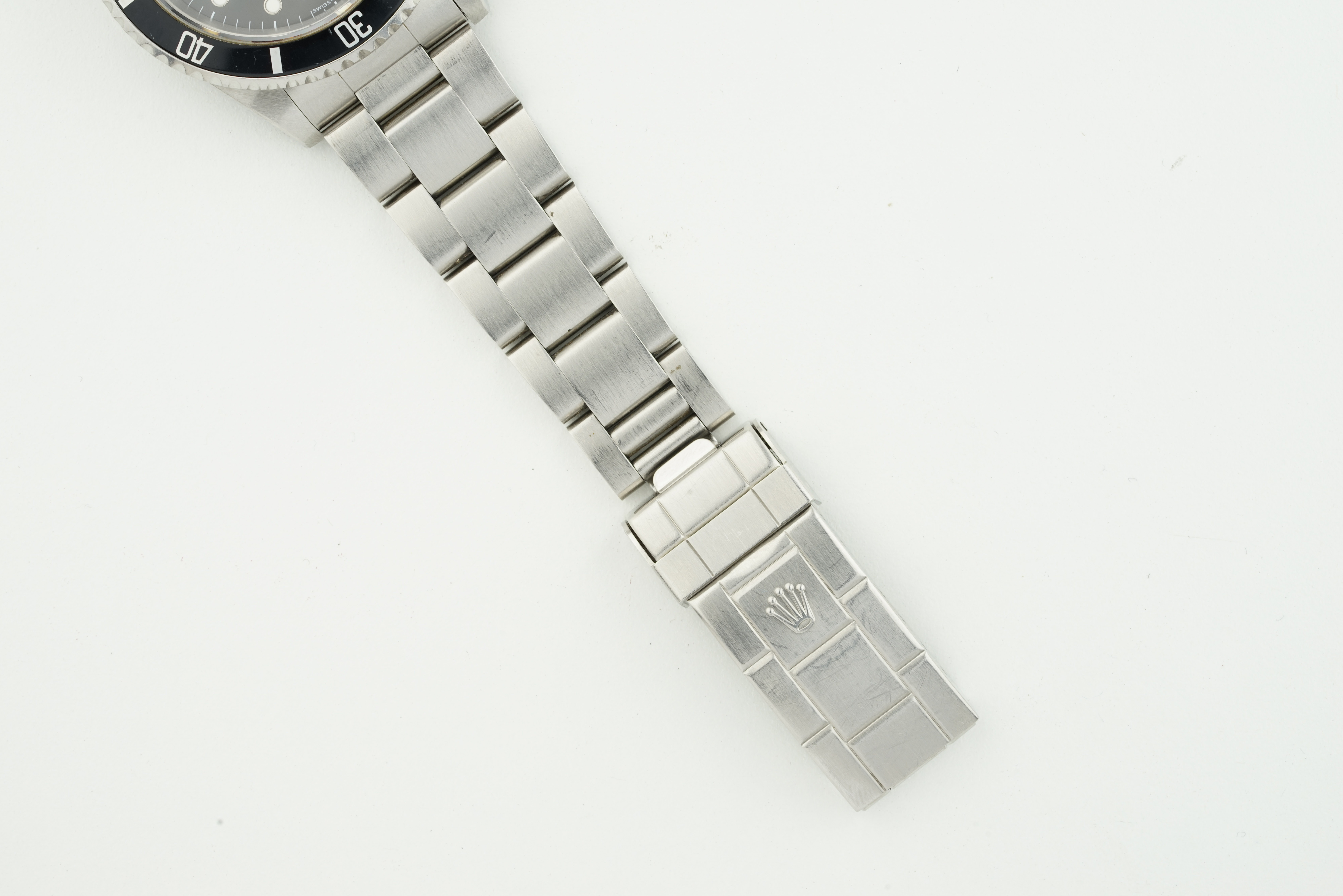 ROLEX OYSTER PERPETUAL SUBAMRINER DATE REF. 16610 CIRCA 1993 W/ GUARANTEE, circular black dial - Image 3 of 4