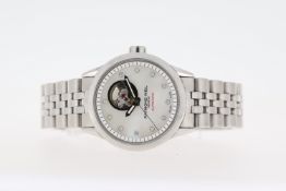 LADIES RAYMOND WEIL MOTHER OF PEARL AUTOMATIC REFERENCE 2410, approx 28mm stainless steel case, with