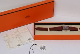 LADIES HERMES HEURE H LAQ ROUGE SWIFT REFERENCE HH1.523 / W046335WW00 WITH BOX AND PAPERS, 26mm