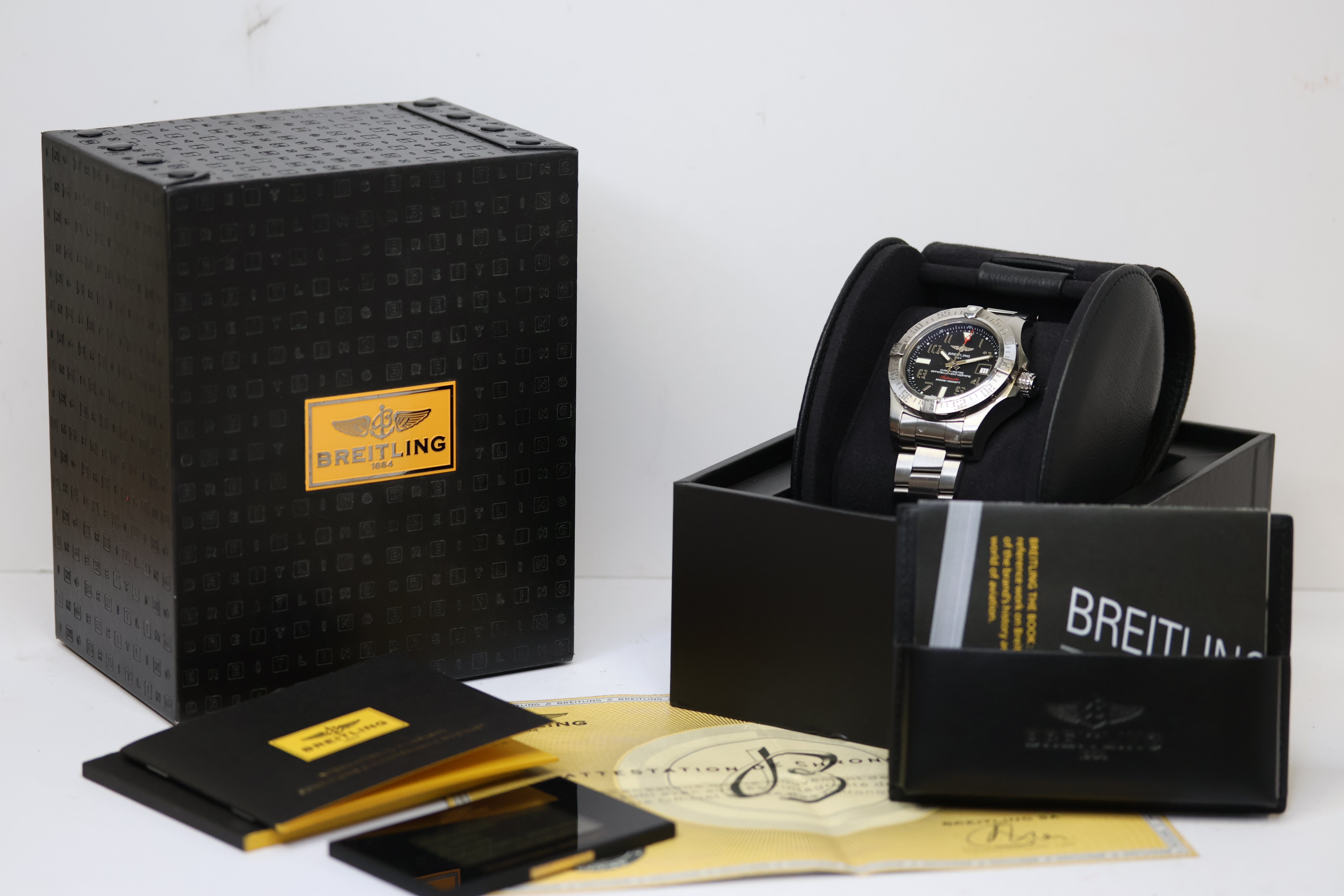 BREITLING AVENGER II SEAWOLF REFERENCE A17331 BOX AND PAPERS 2015, circular black dial with arabic