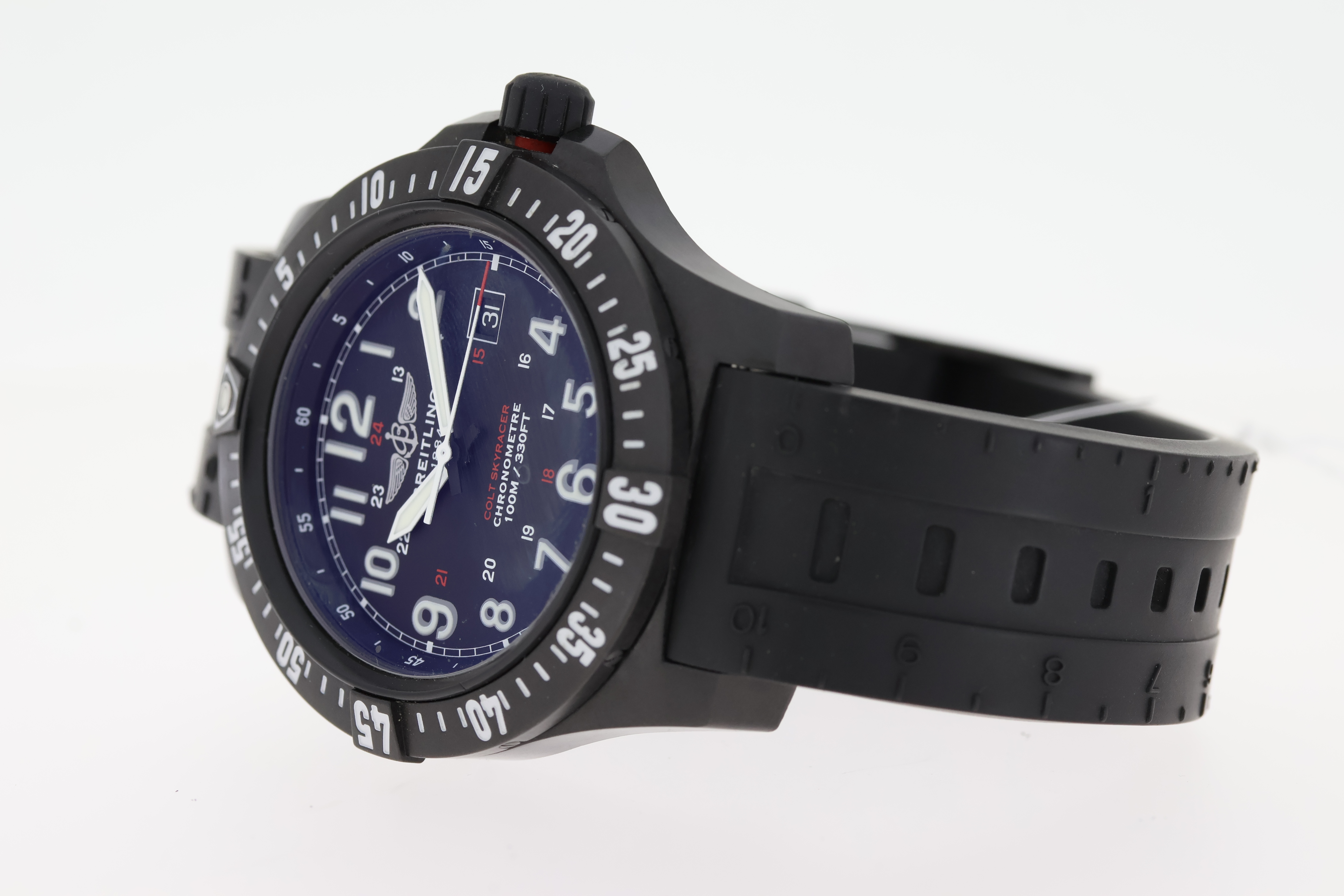 BREITLING COLT SKYRACER REFERENCE X74320 WITH BOX AND PAPERS 2018, 45mm black carbon case, a black - Image 4 of 6