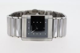 RADO DIASTAR QUARTZ WATCH REFERENCE 160.0484.3, Approx 27mm stainless steel case with a screw down