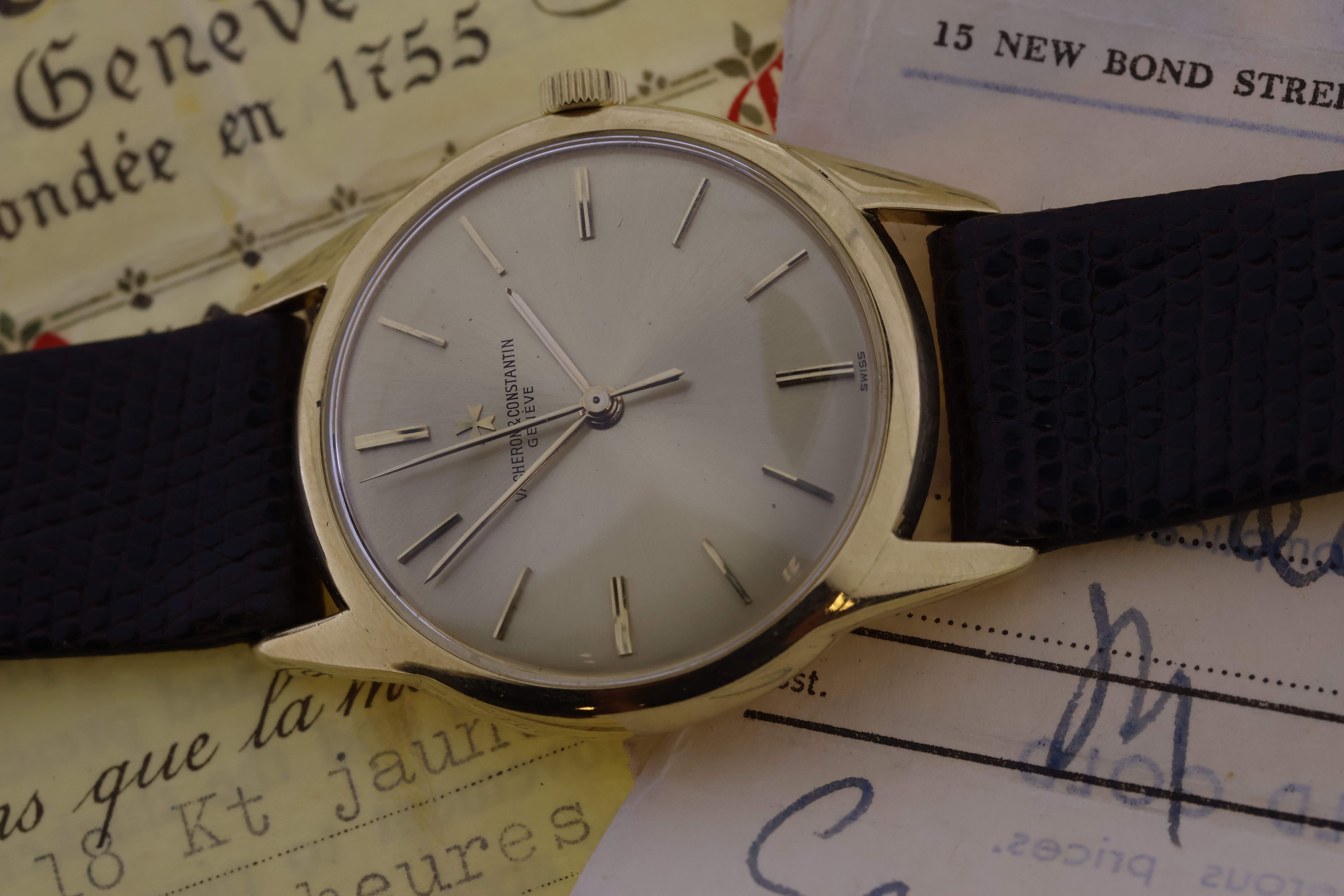 VINTAGE 1950S VACHERON & CONSTANTIN 18CT DRESS WATCH REFERENCE 6114 WITH PAPERS, champagne dial, - Image 3 of 6