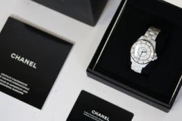 CHANEL J12 QUARTZ REFERENCE H1625 WITH BOX AND PAPERS 2006
