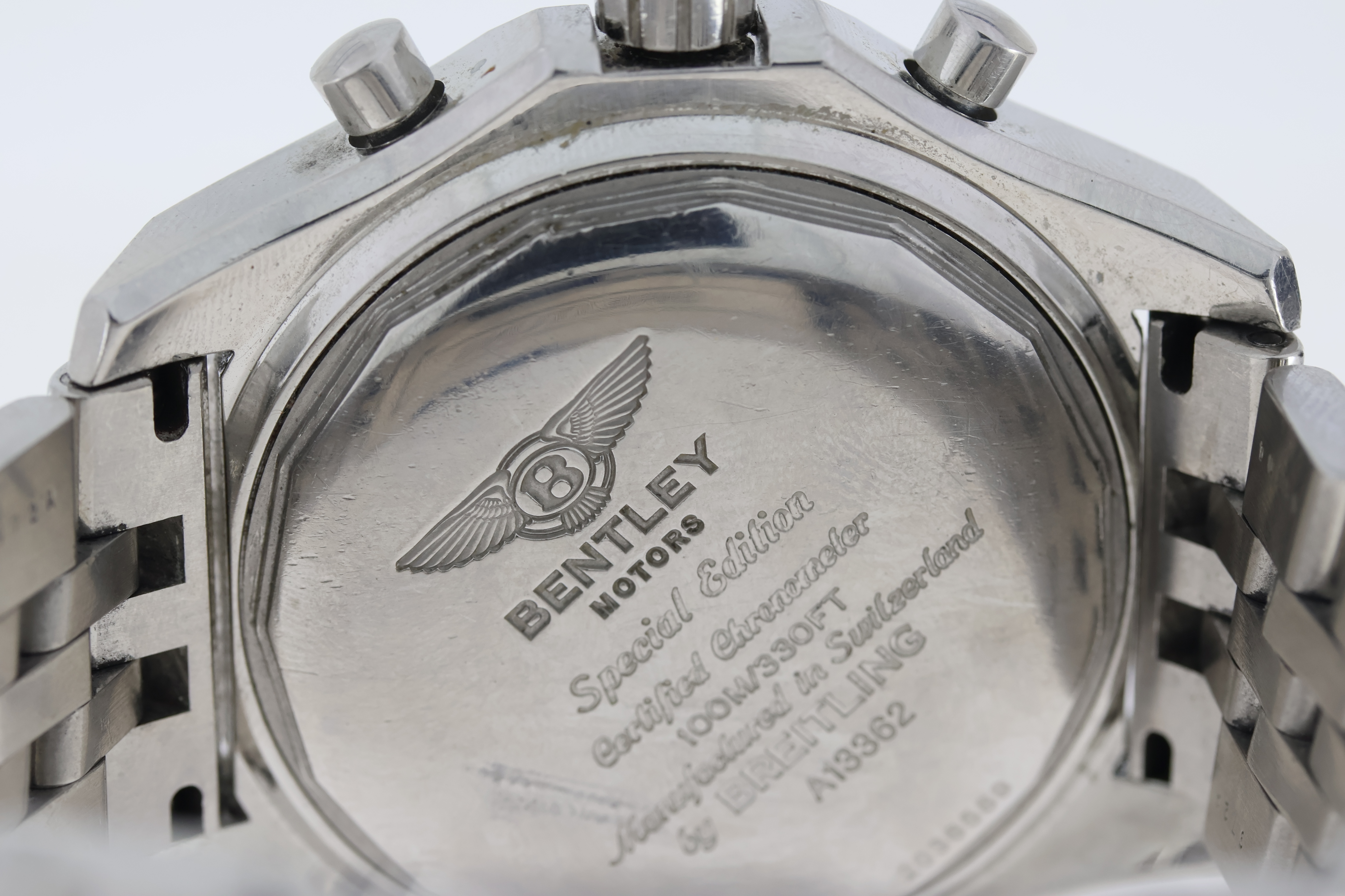 BREITLING FOR BENTLEY REFERENCE A13362 WITH BOX, circular navy blue dial with baton hour markers, - Image 7 of 8