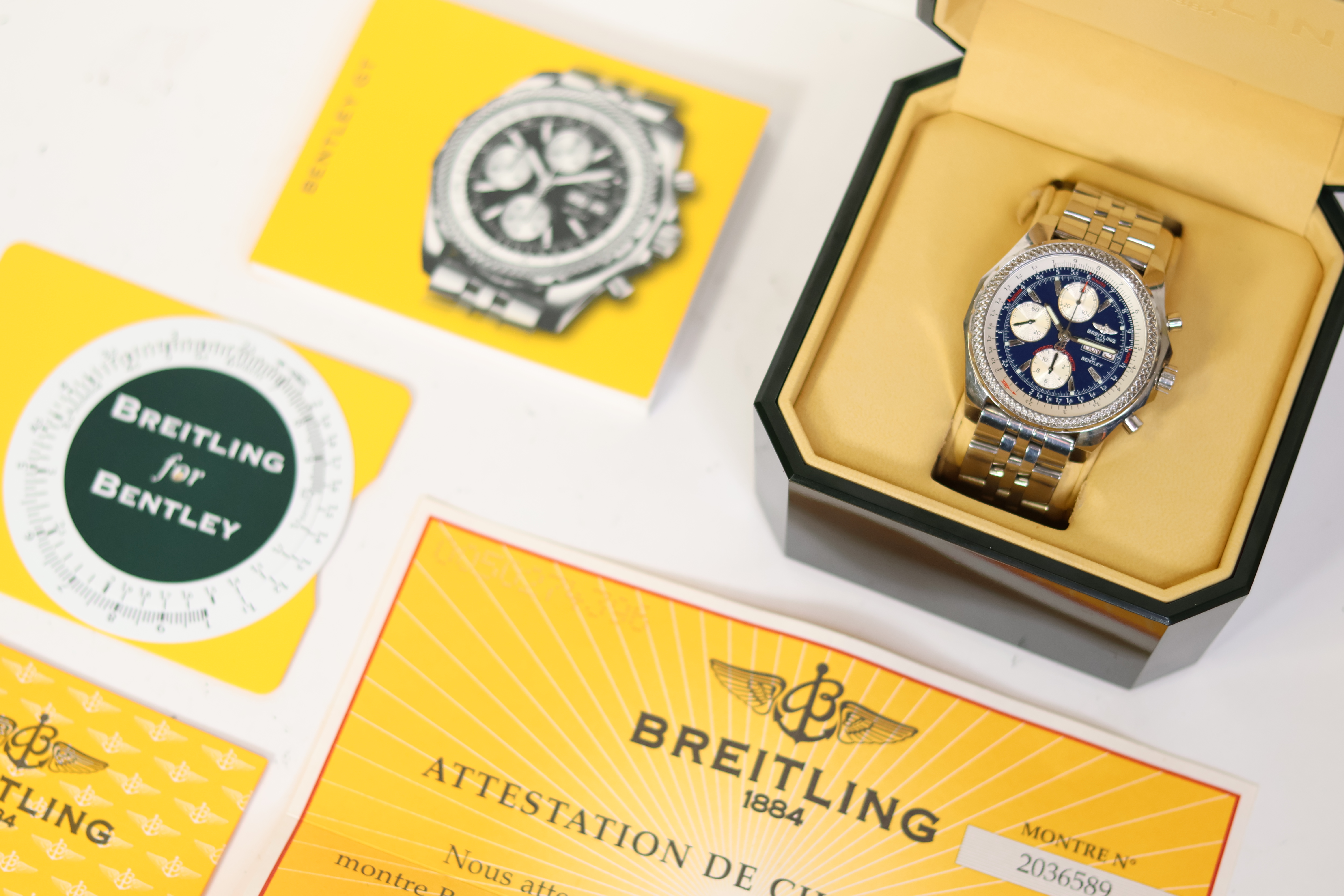 BREITLING FOR BENTLEY REFERENCE A13362 WITH BOX, circular navy blue dial with baton hour markers,
