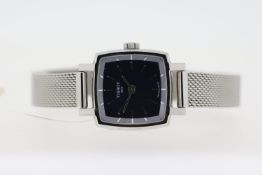 LADIES TISSOT T-CLASSIC QUARTZ WATCH REFERENCE T058109A, Approx 20mm stainless steel case with