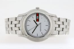 MENS GUCCI QUARTZ WATCH REFERENCE 5500XL, Approx 38mm stainless steel case with a snap on case back.