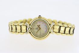 LADIES FENDI MOP QUARTZ WATCH