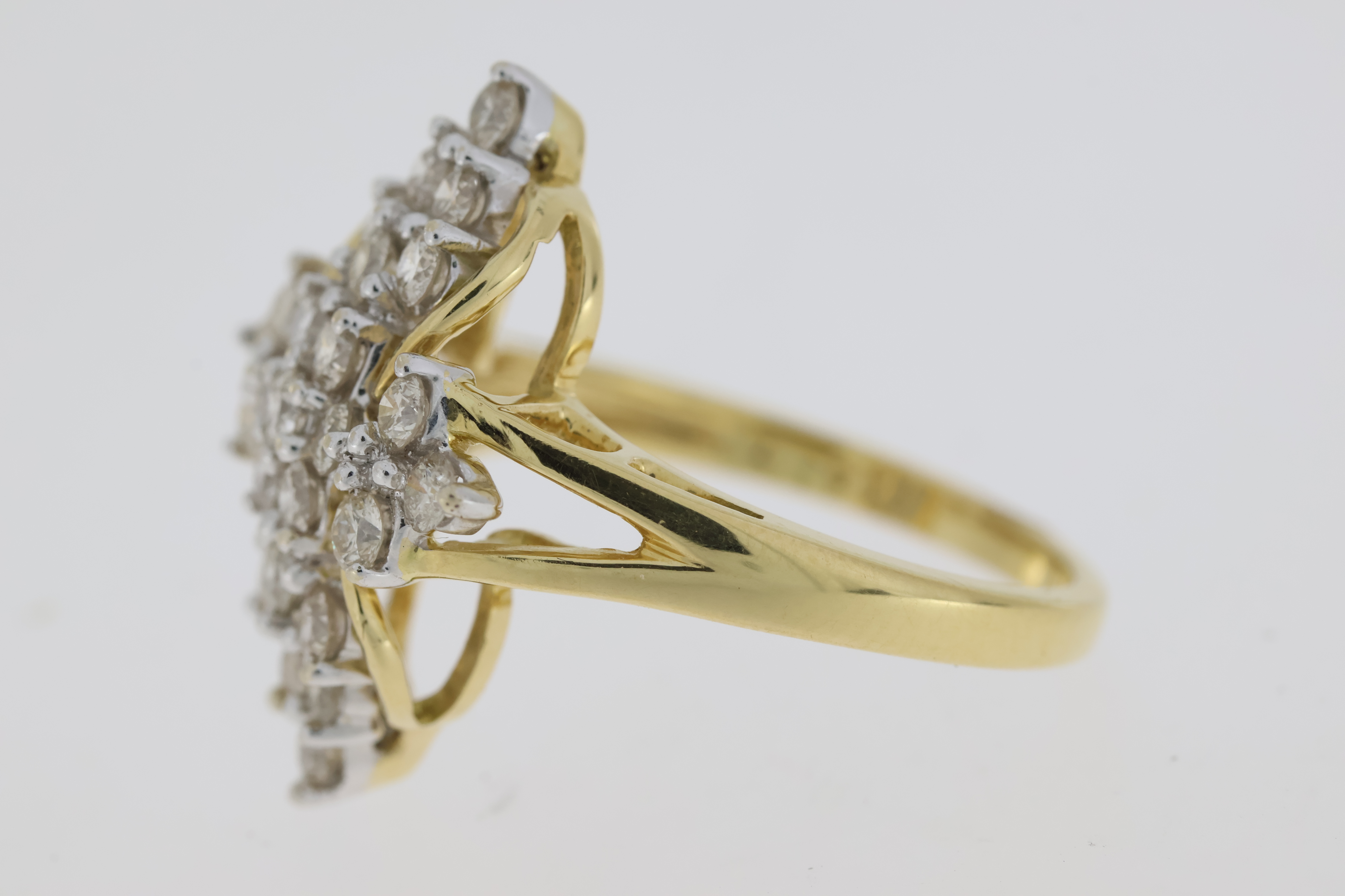 18 carat yellow gold diamond navette shaped dress ring with split shoulders. Full hall mark - Image 3 of 6