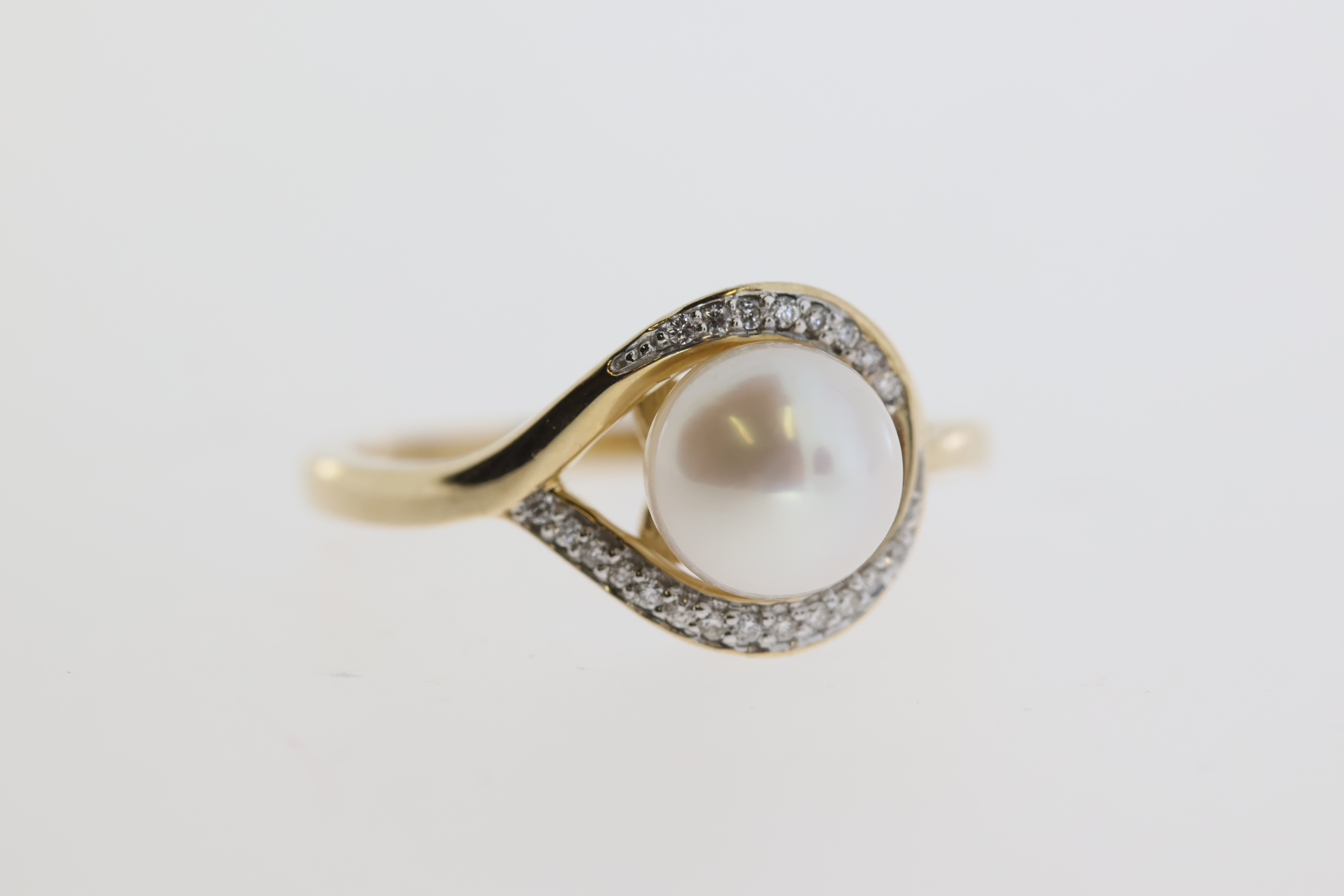 9ct yellow gold white cultured pearl and diamond half moon ring. Diamonds 0.05ct