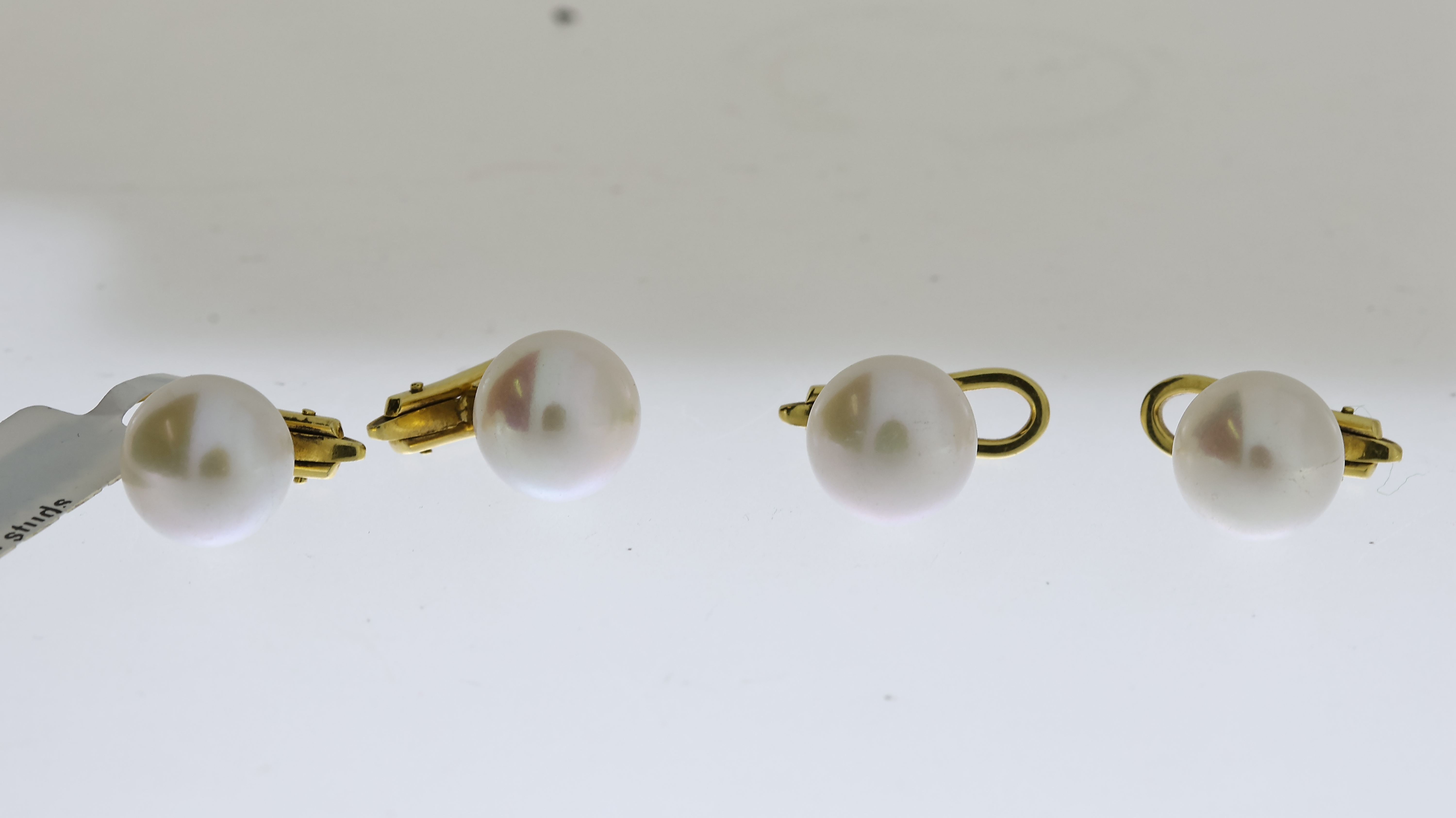 N.O.S 18ct yellow gold Fresh Water pearl Dress Studs x4 - Image 2 of 2