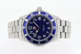 TAG HEUER PROFESSIONAL QUARTZ REFERENCE WM1113, circular blue dial with arabic numeral hour markers,