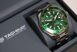 TAG HEUER AQUARACER 'HULK' CALIBRE 5 REFERENCE WAY201S.BA0927 WITH BOX AND PAPERS 2001, green dial
