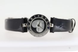 LADIES BULGARI B.ZERO1 REFERENCE BZ 22S, circular black dial with an inner silver love heart, approx