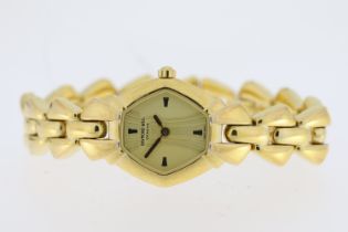 LADIES RAYMOND WEIL QUARTZ WATCH REFERENCE 5885. Approx 22mm stainless steel gold tone case with a