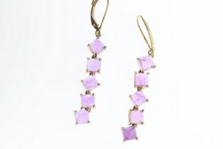 9ct Amethyst Earrings, each with 5 squre cut cabochons, claw set, in yellow gold, approx 6.8g