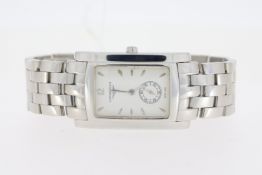 LONGINES DOLCEVITA QUARTZ WATCH, Approx 26mm stainless steel case with a snap on case back. A square
