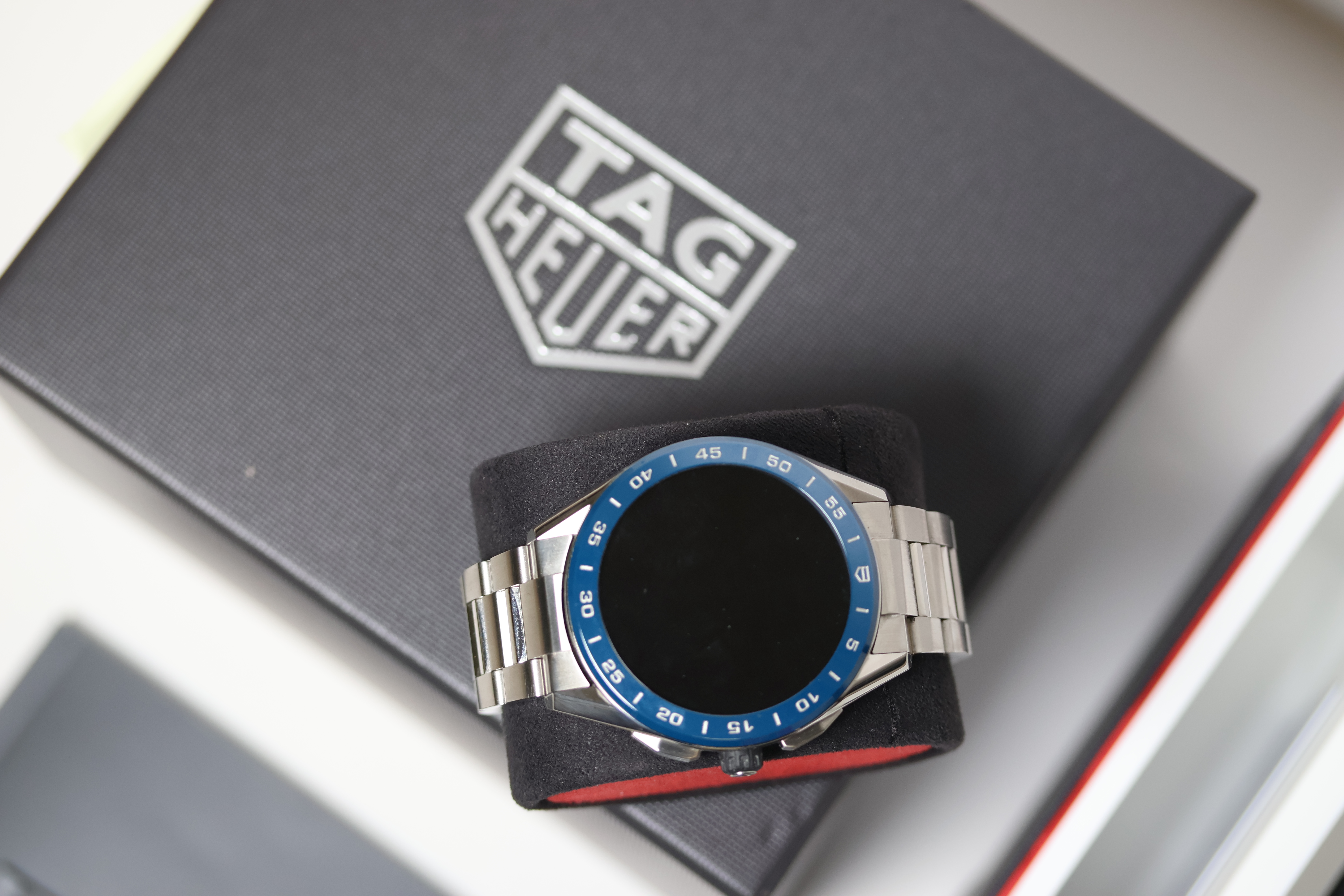 Tag Heuer Connected SBG8A Quartz with Box - Image 6 of 7