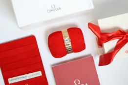 Omega Constellation Quadra Diamond Mother of Pearl 1136.76.00 18ct yellow gold Quartz with Box and