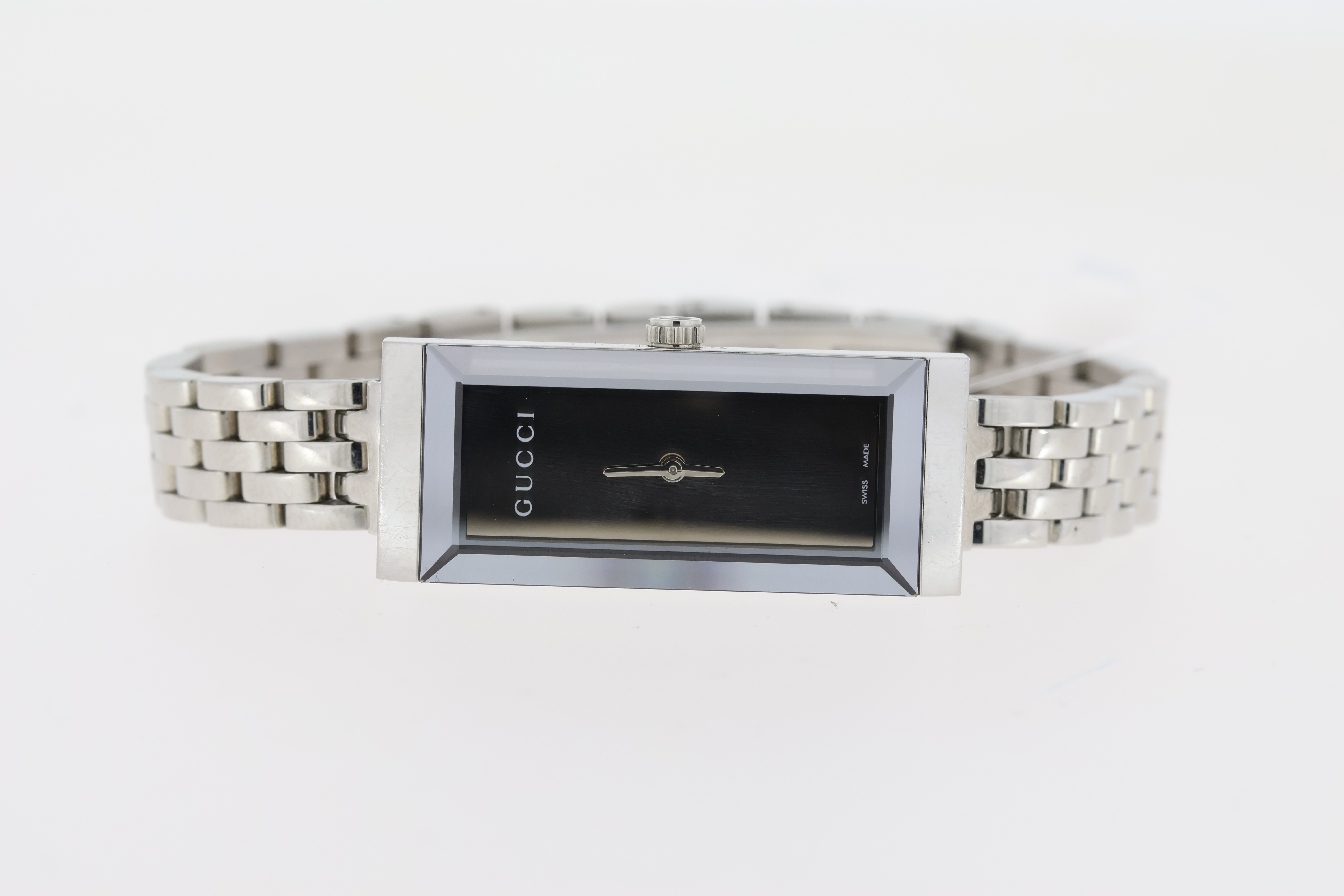 Ladies Gucci G-Frame 127.5 Quartz Papers