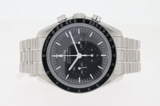 Omega Speedmaster Professional Moonwatch 'Sapphire' Chronograph Manual Wind with box and Papers