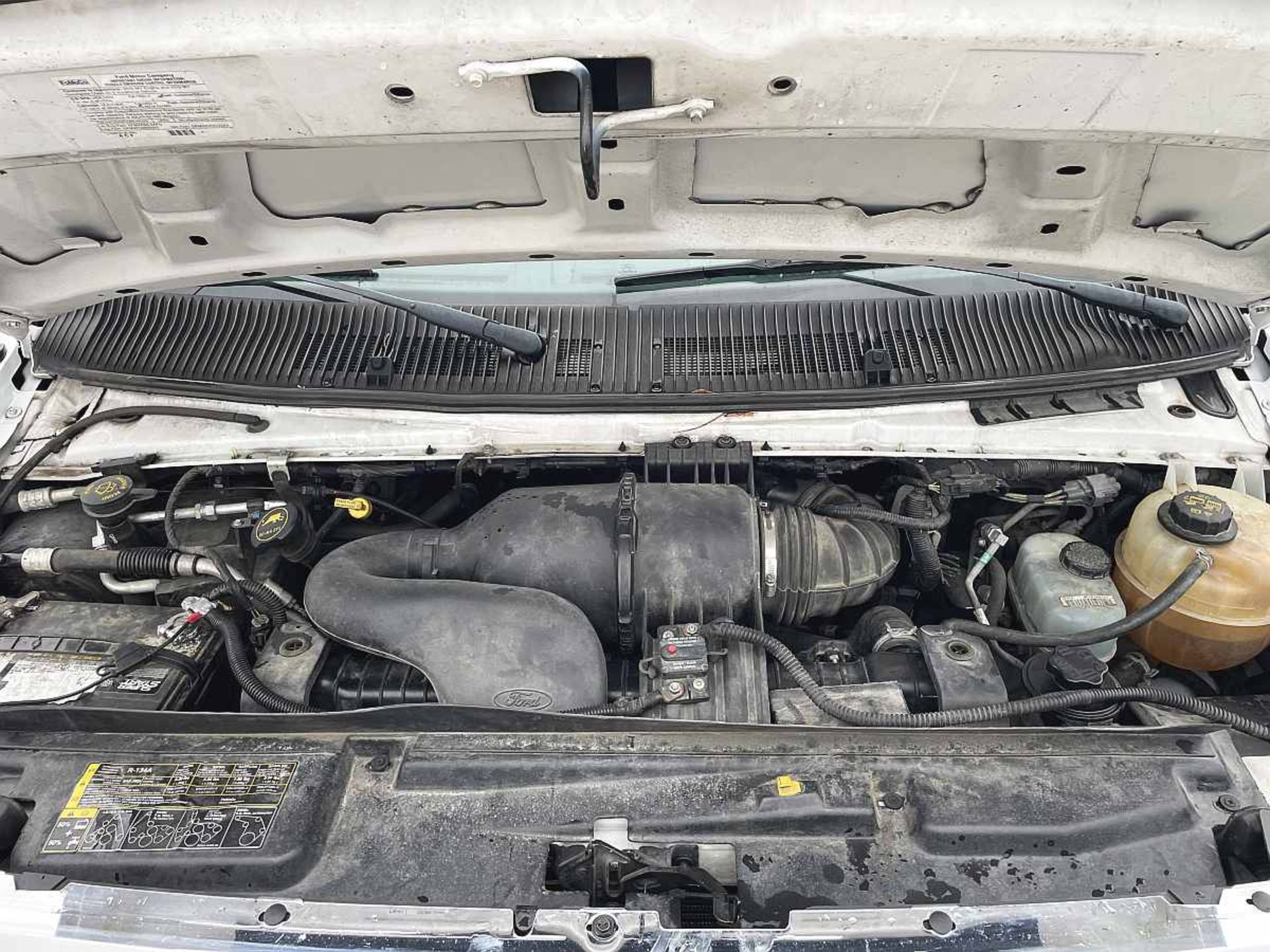 2016 Ford E450 Super Duty Delivery Truck, w/ Just Replaced NEW Engine, - Image 14 of 19
